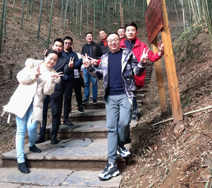 天(tiān)目湖上嘉高管會(huì)議