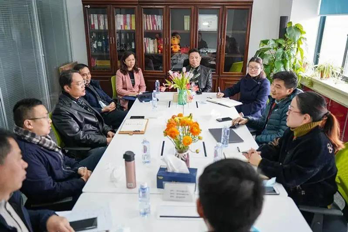 普陀區人社局領導莅臨我司視察